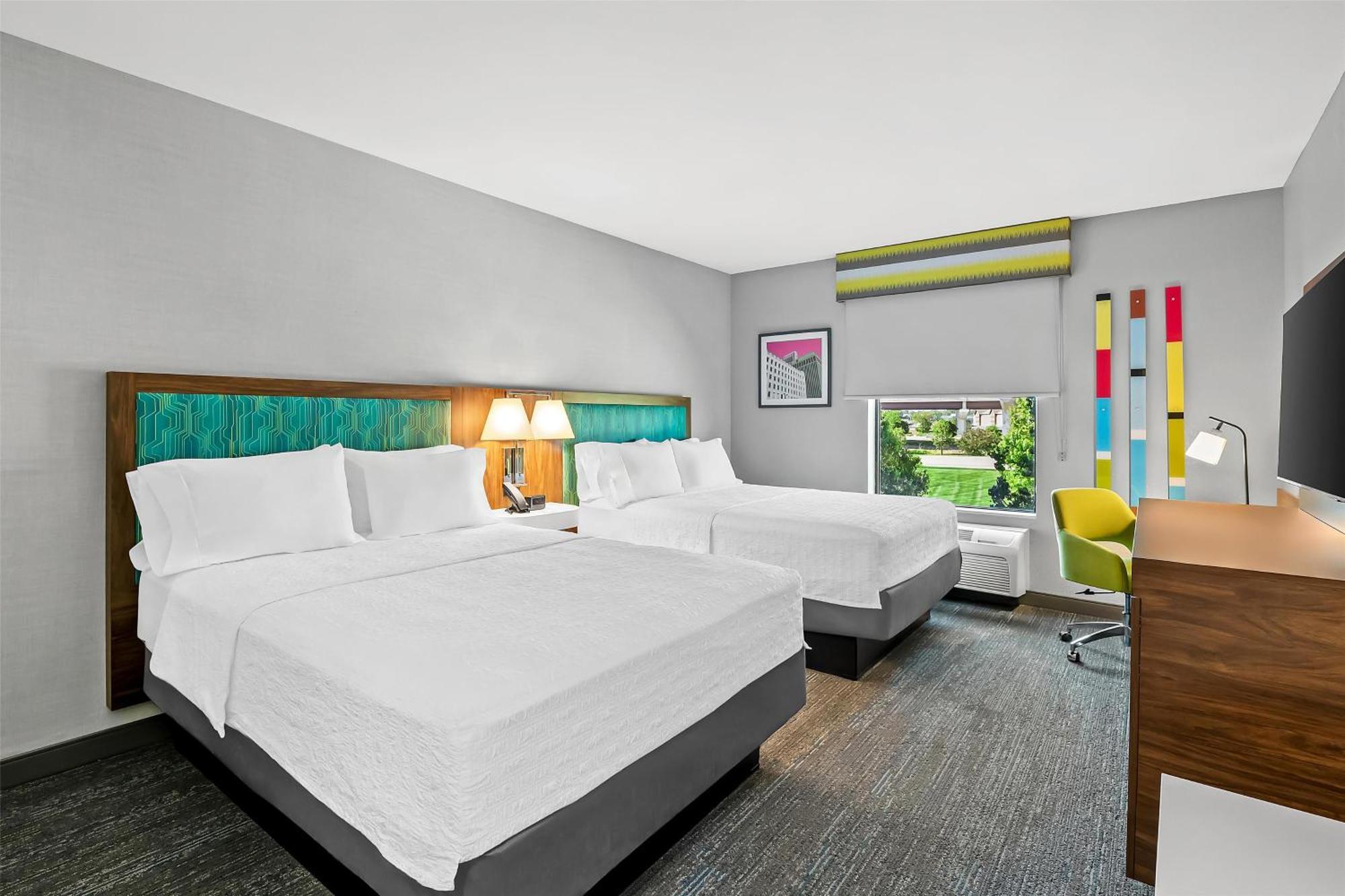 Queen Room with Two Queen Beds - Mobility Access/Non-Smoking