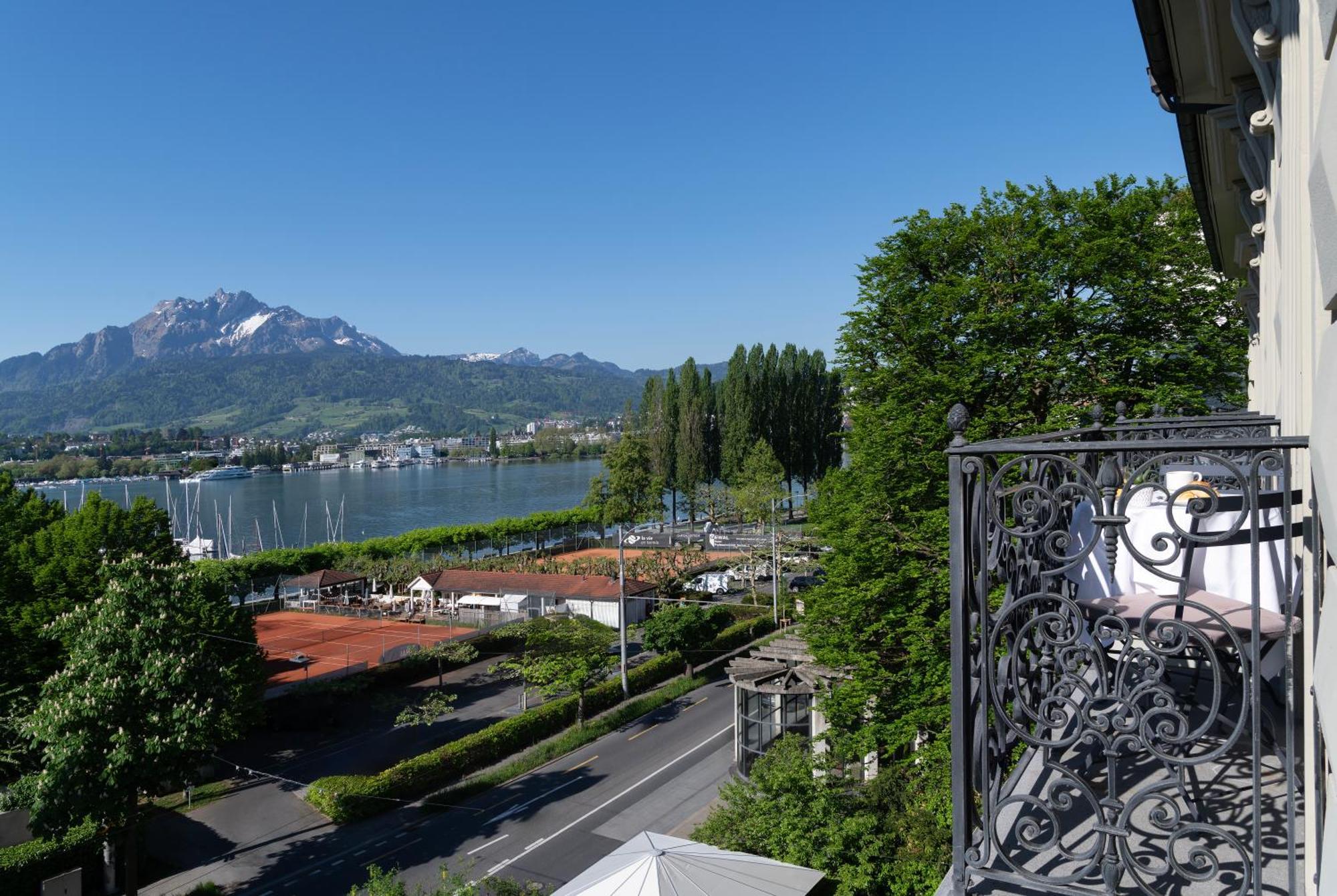 Double Room with Lake View