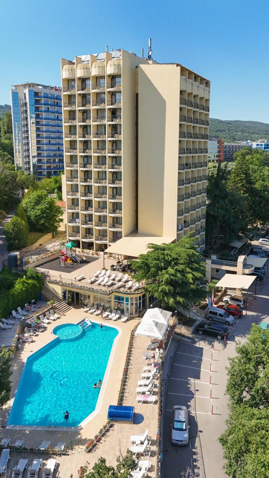 Double or Twin Room with Extra Bed (3 Adults)