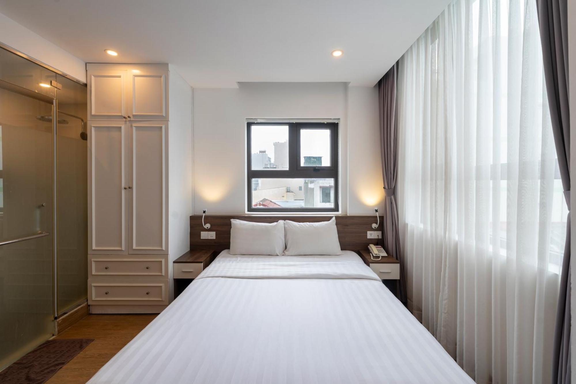 Double Room with Private Bathroom