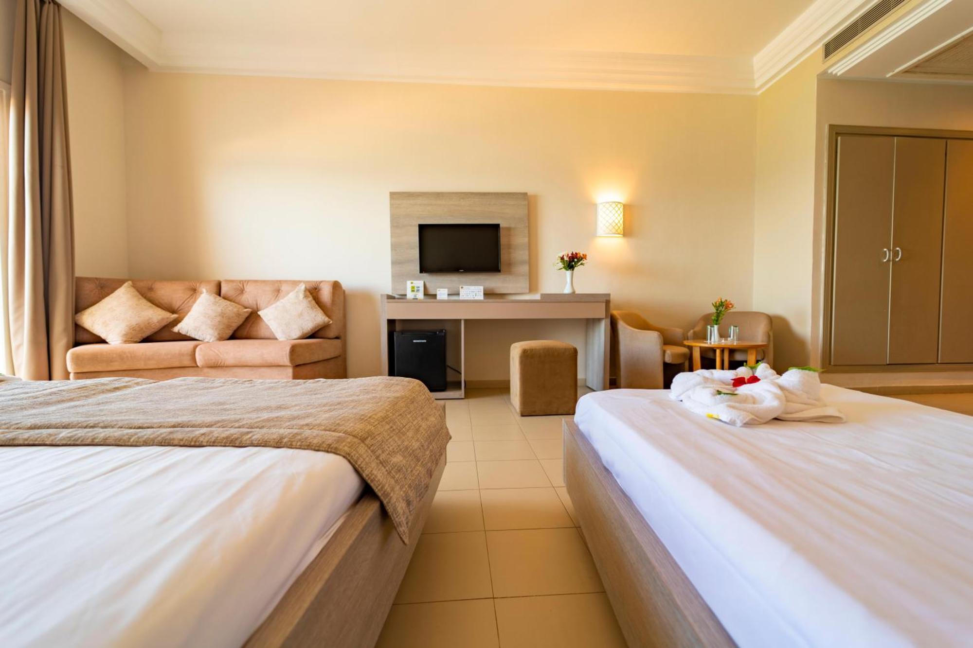 Standard Quadruple Room