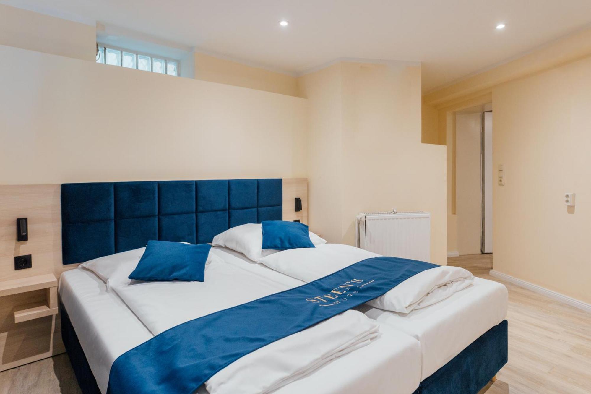 Economy Quadruple Room with Shared Bathroom