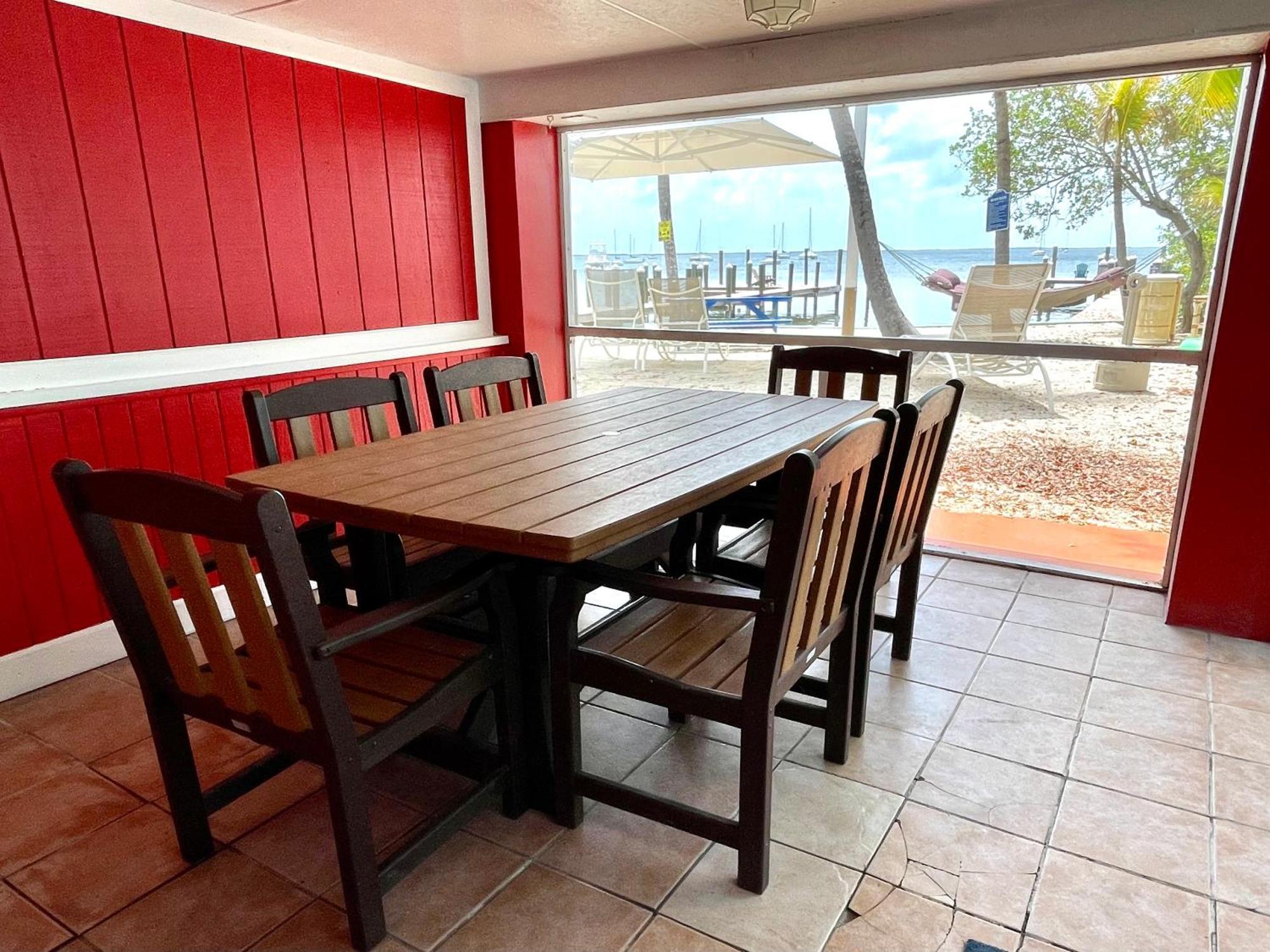 Beach Daze Waterfront Suite