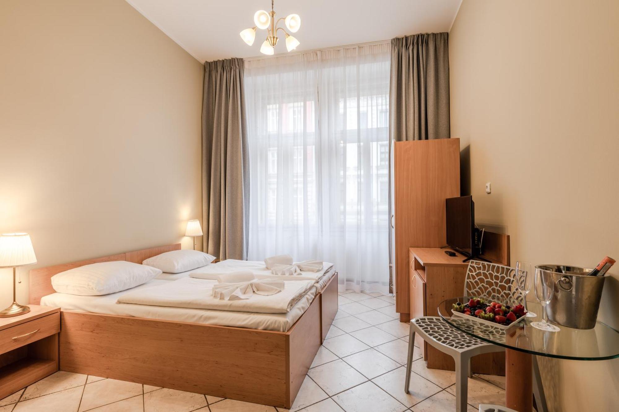 Double or Twin Room with Private Bathroom