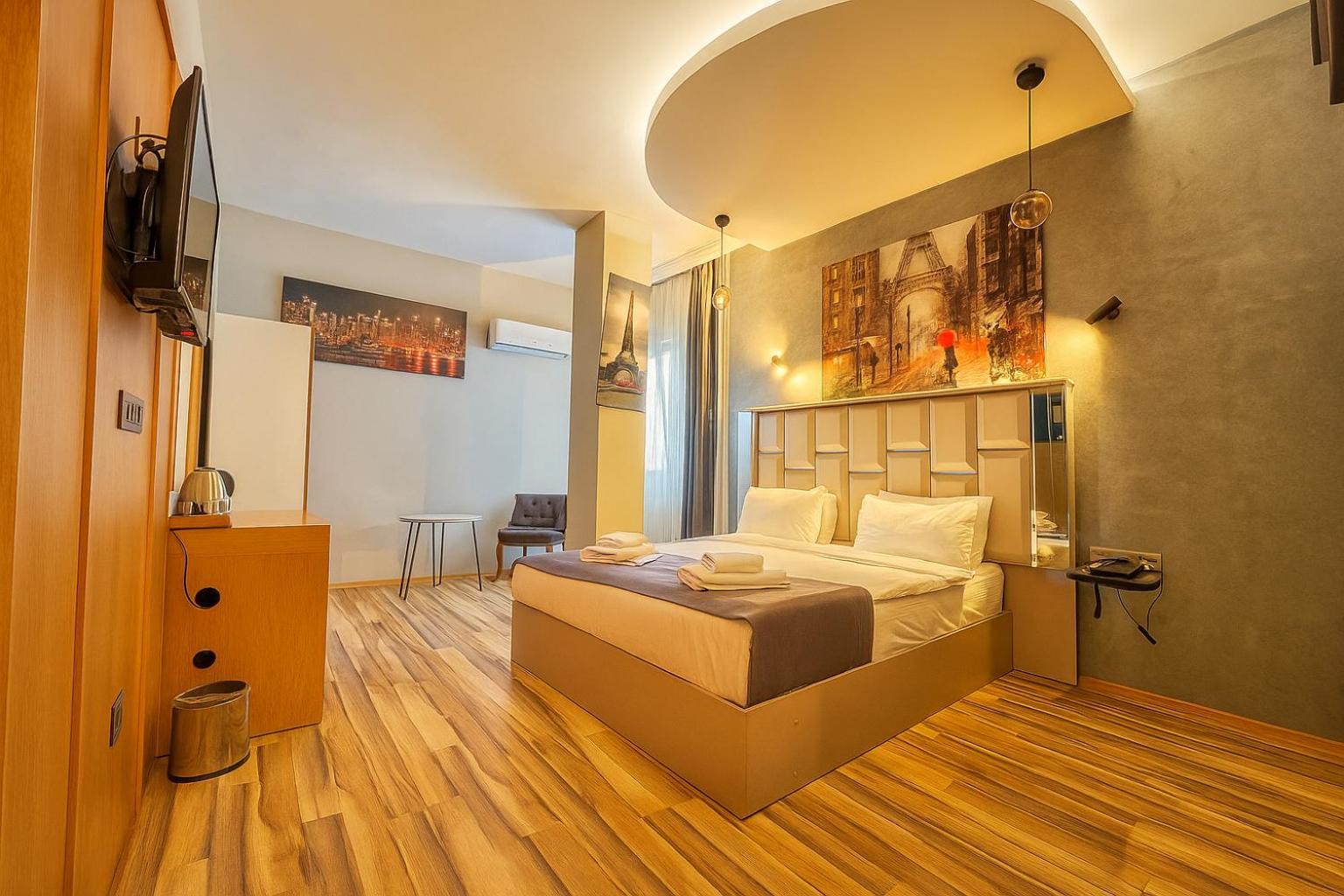 Deluxe Double or Twin Room
