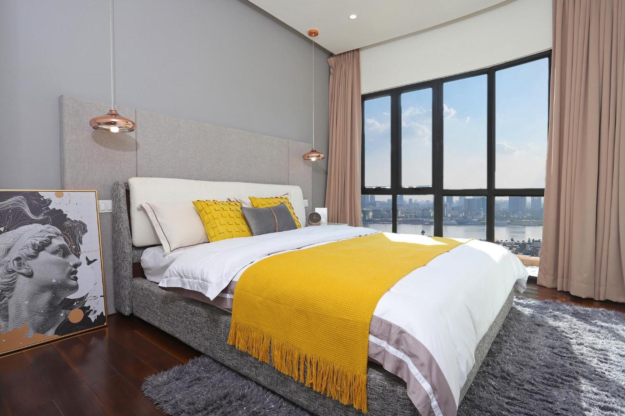 Penthouse Apartment
