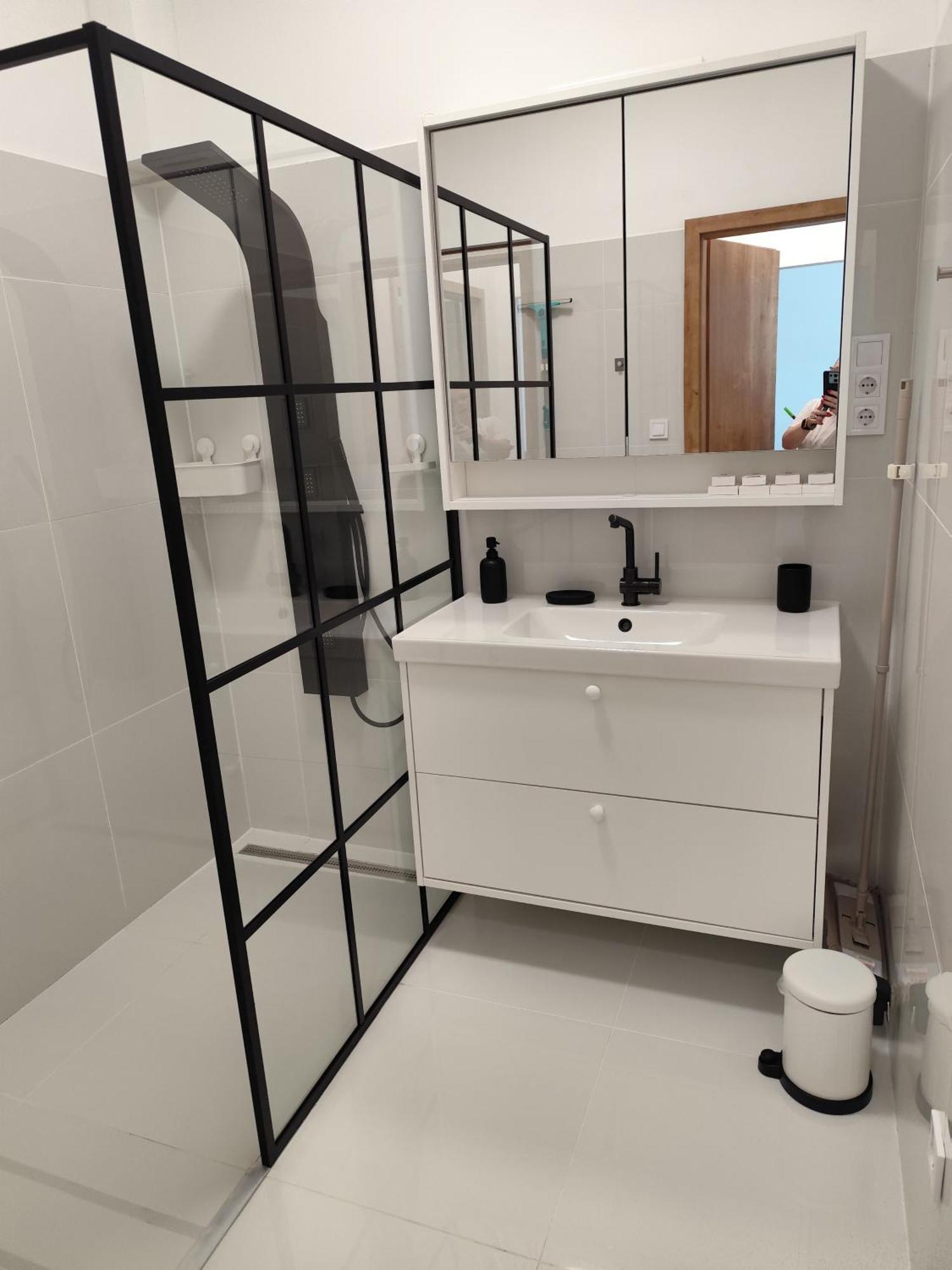 Deluxe Suite with Spa Bath