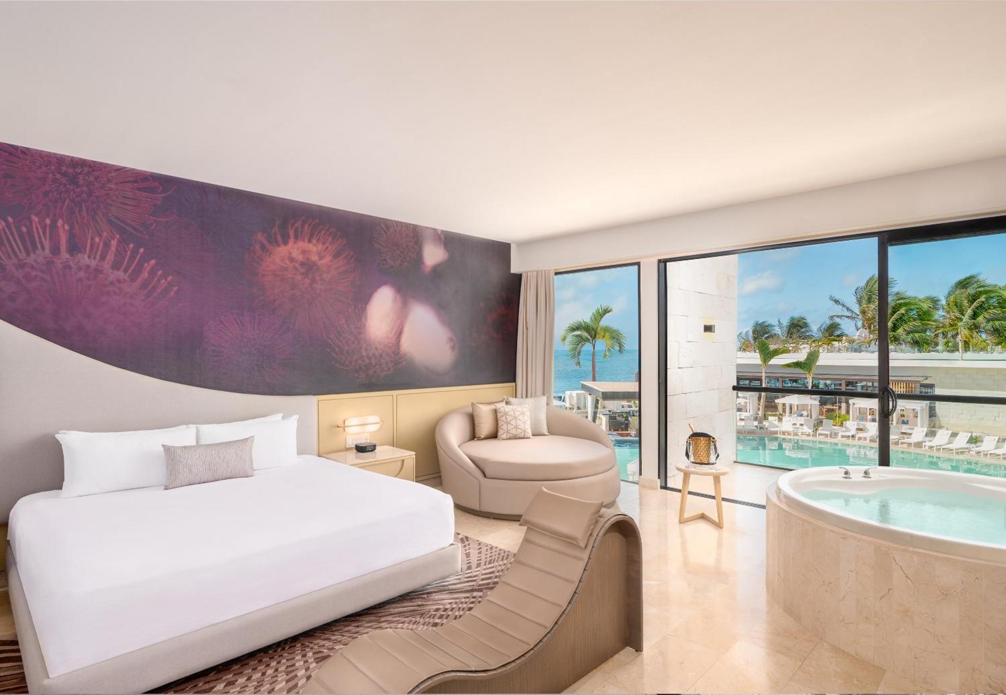 Seductive Pool View Jacuzzi Suite