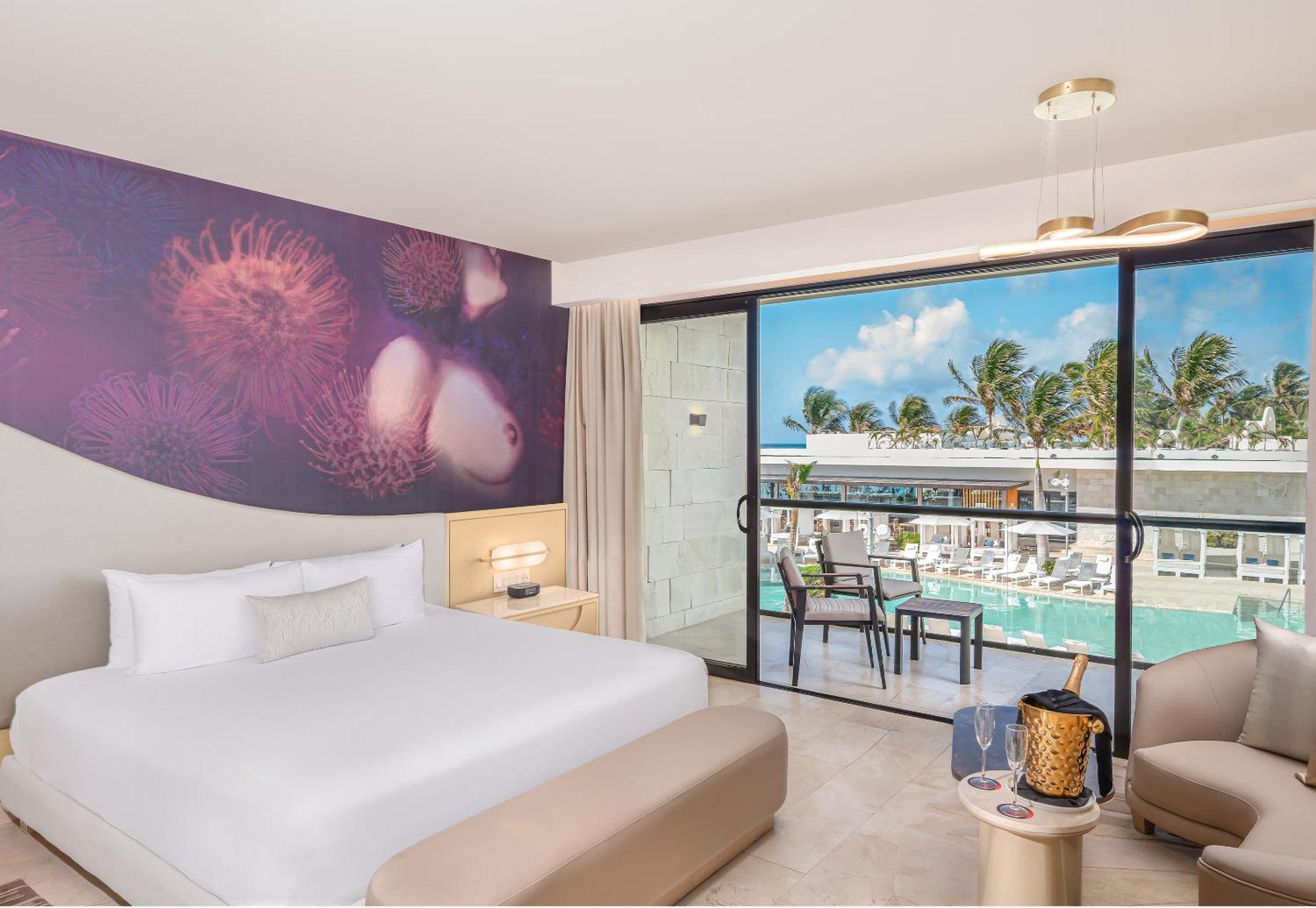 Beloved Pool View Jacuzzi Suite