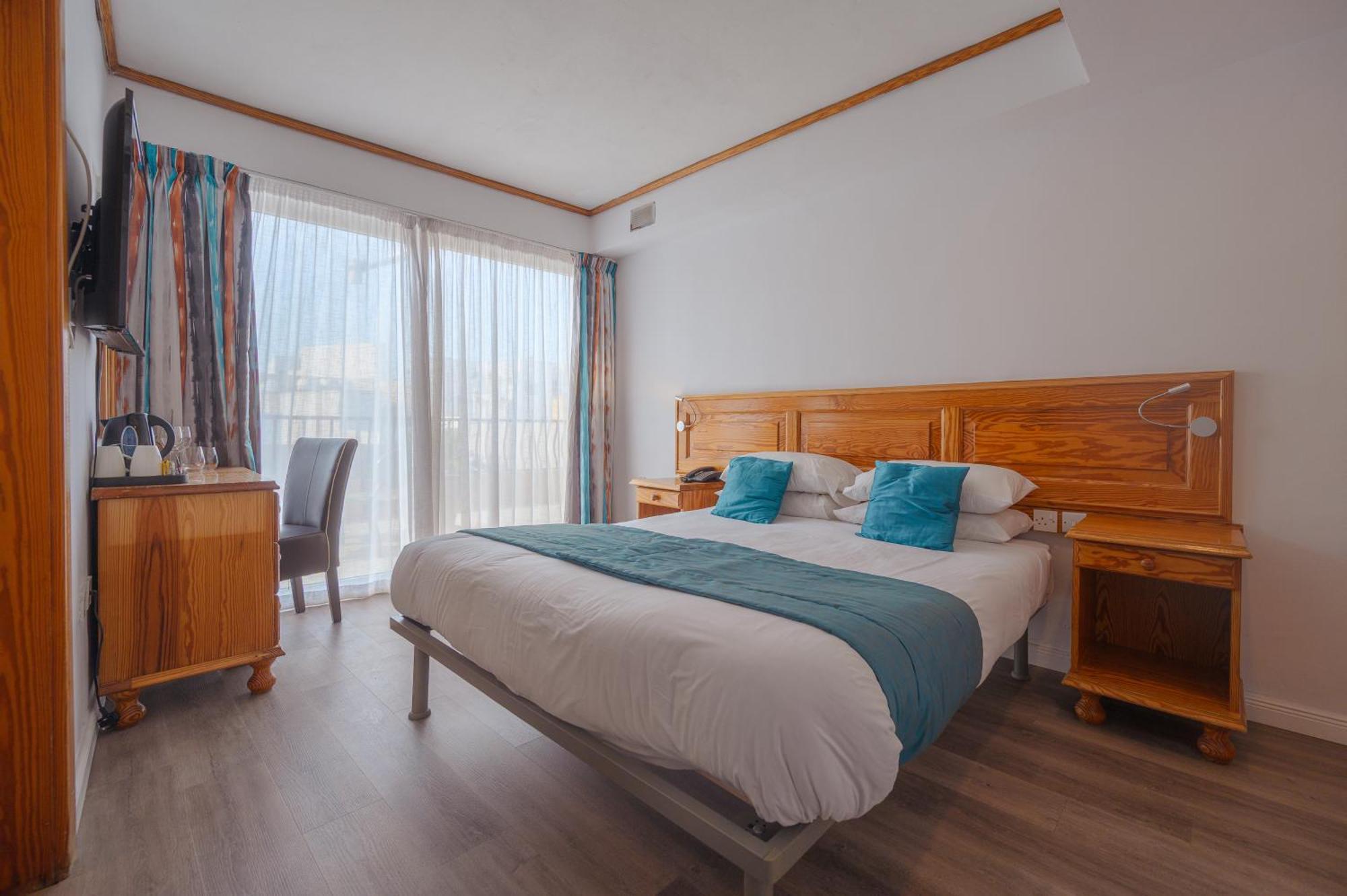 Double Room with Spa Bath