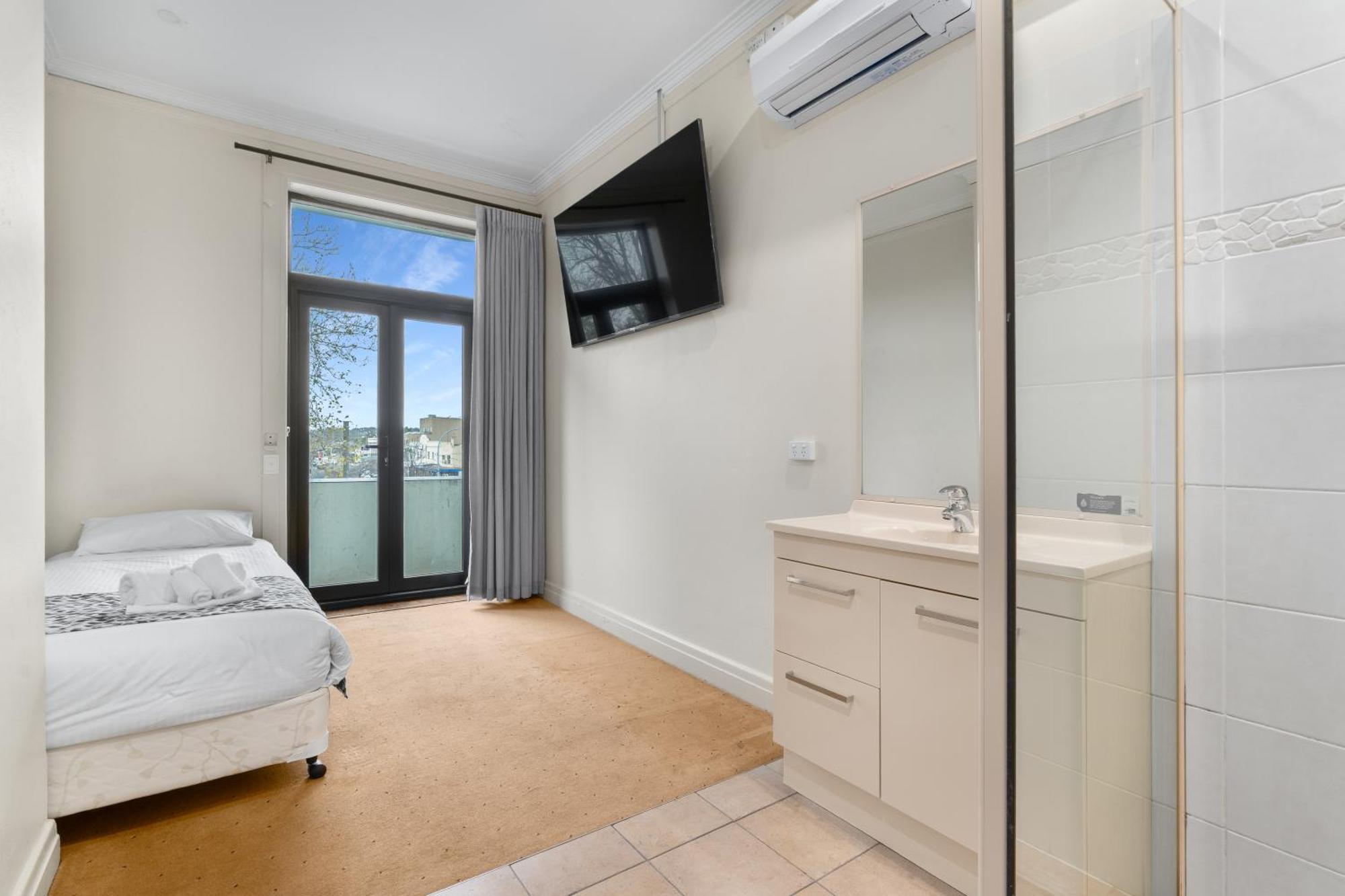 Single Room with Shower