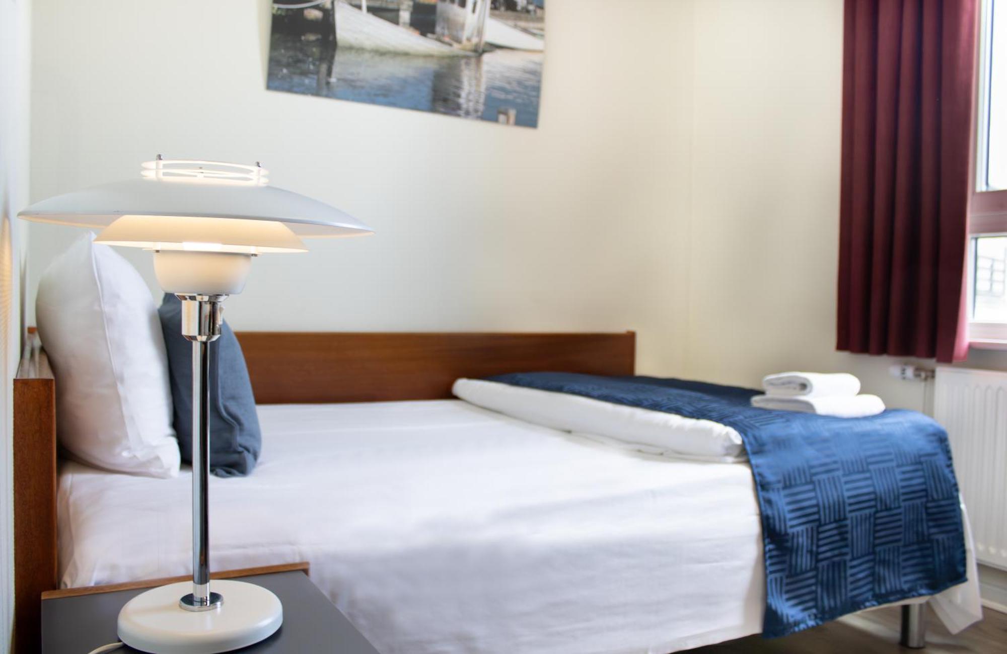 Large Single Room