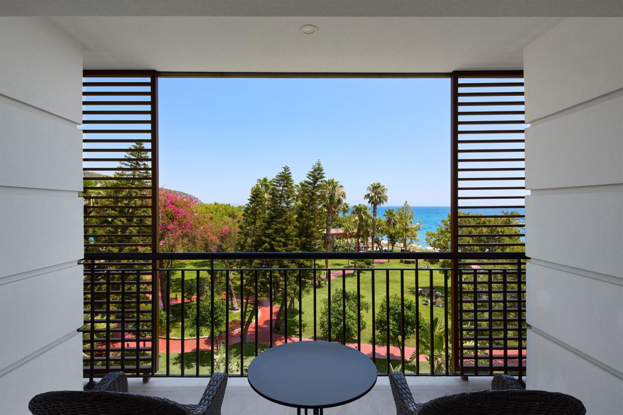 Deluxe Double Room with Sea View