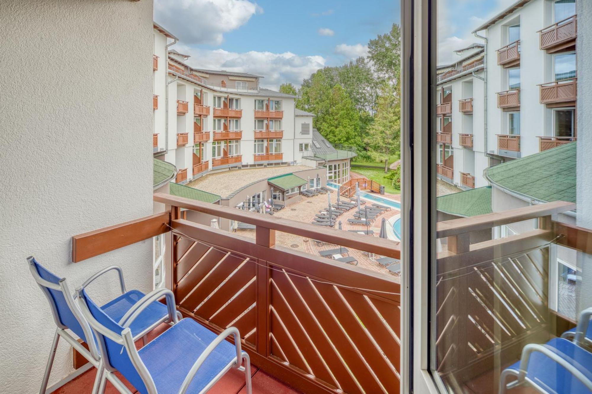 Double Room with Pool View