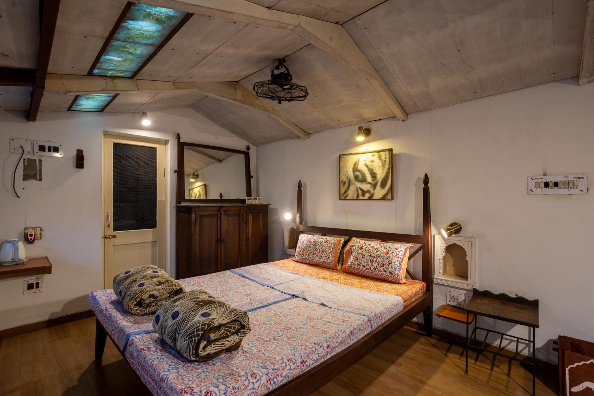 Budget Single Room