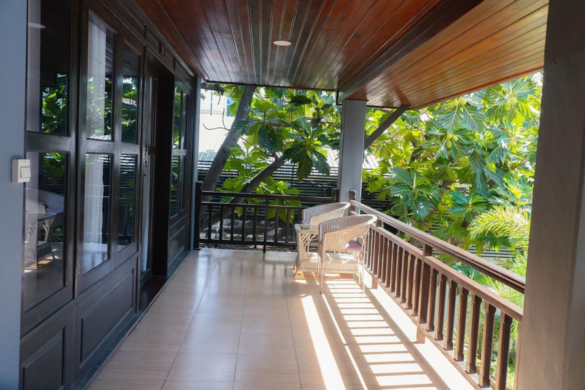 Three-Bedroom Family Suite 06Adult