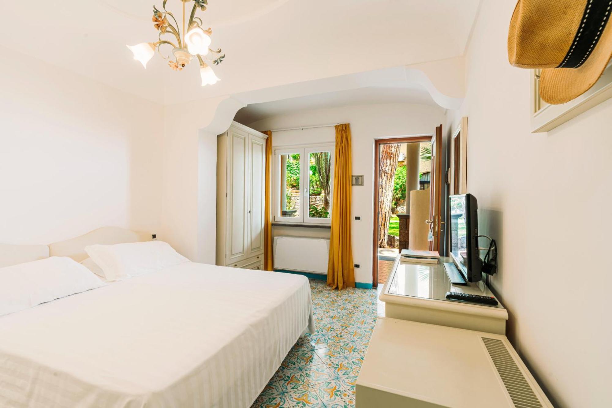 Double Room with Patio