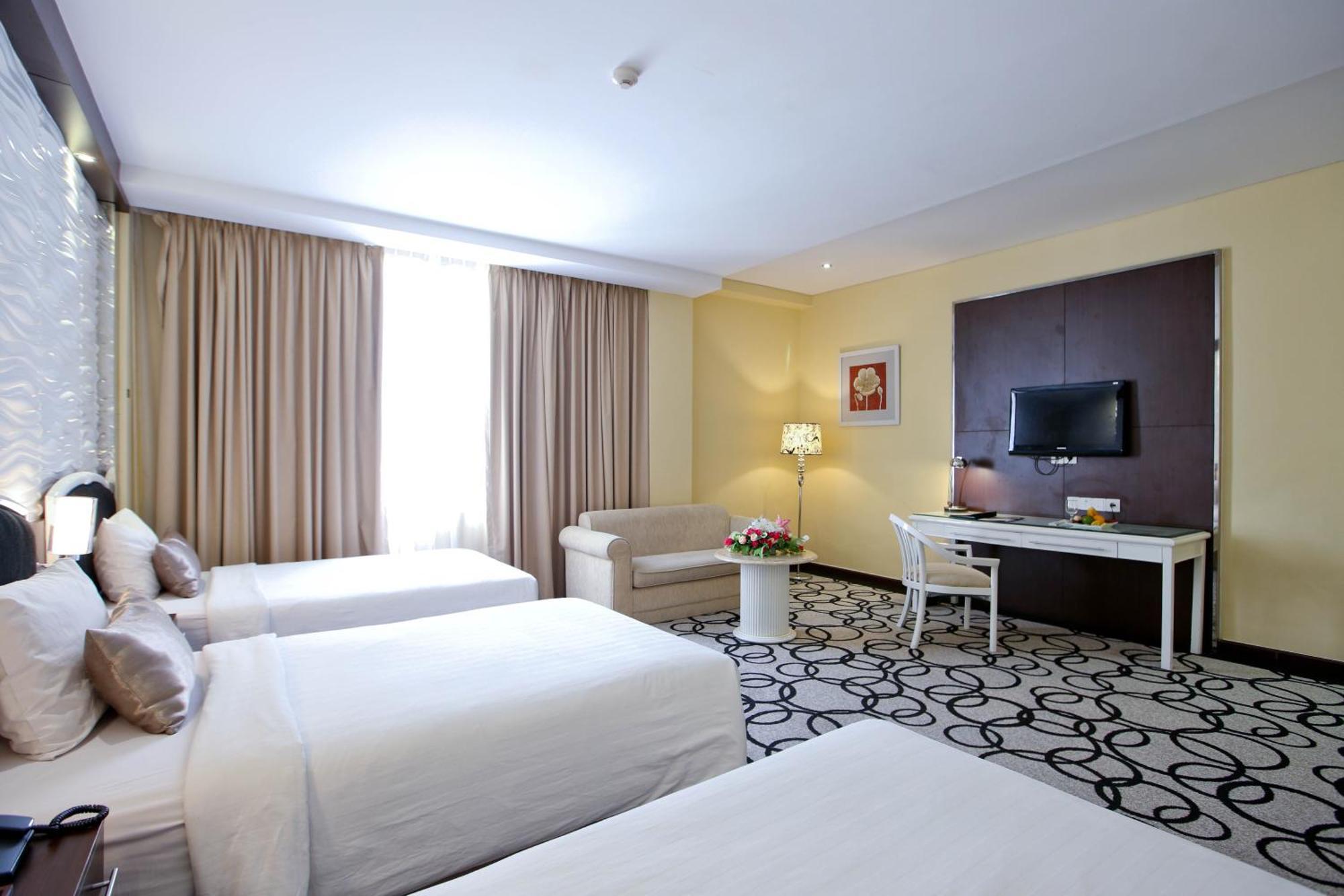 Superior Triple Room