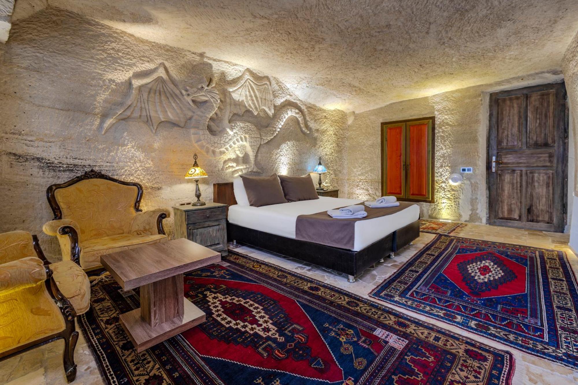 King Suite with Spa Bath