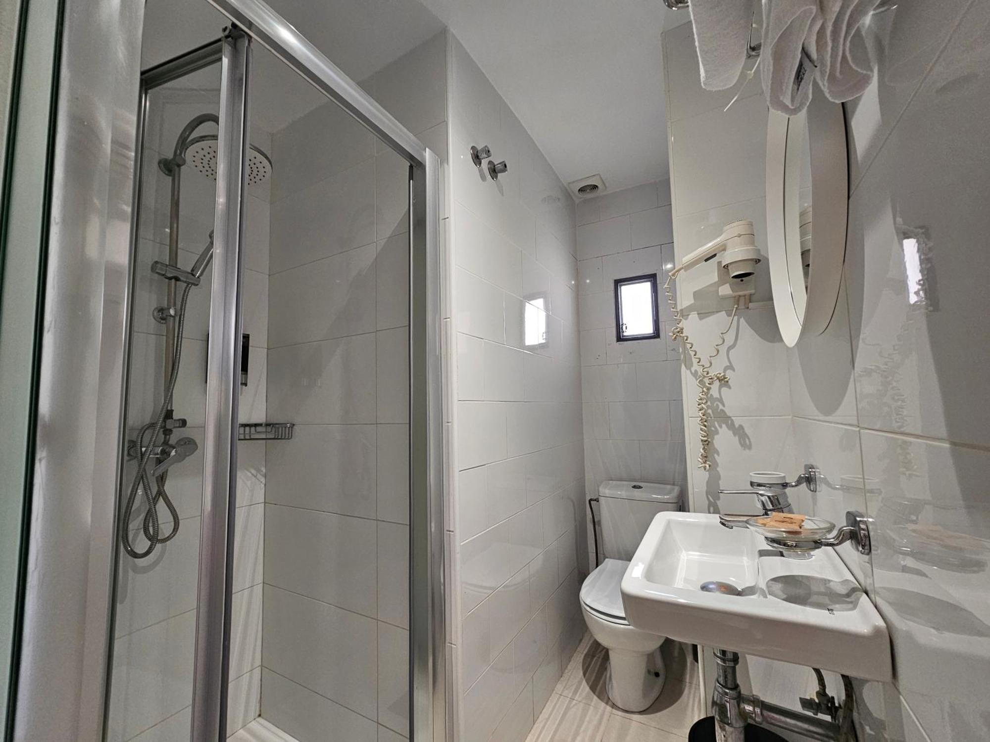 Twin Room with Balcony