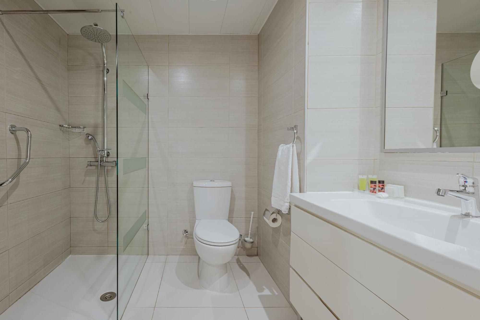 Double or Twin Room with Inland View