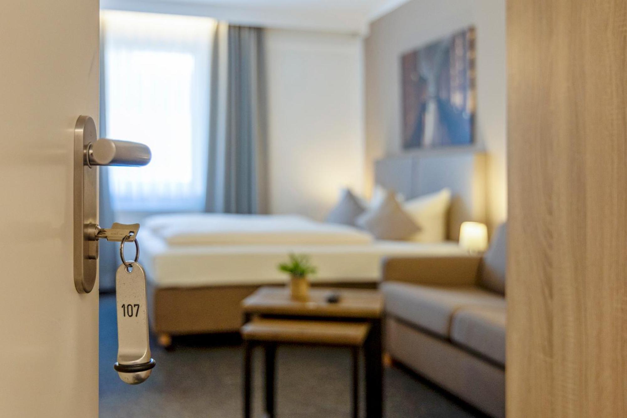 Comfort Triple Room