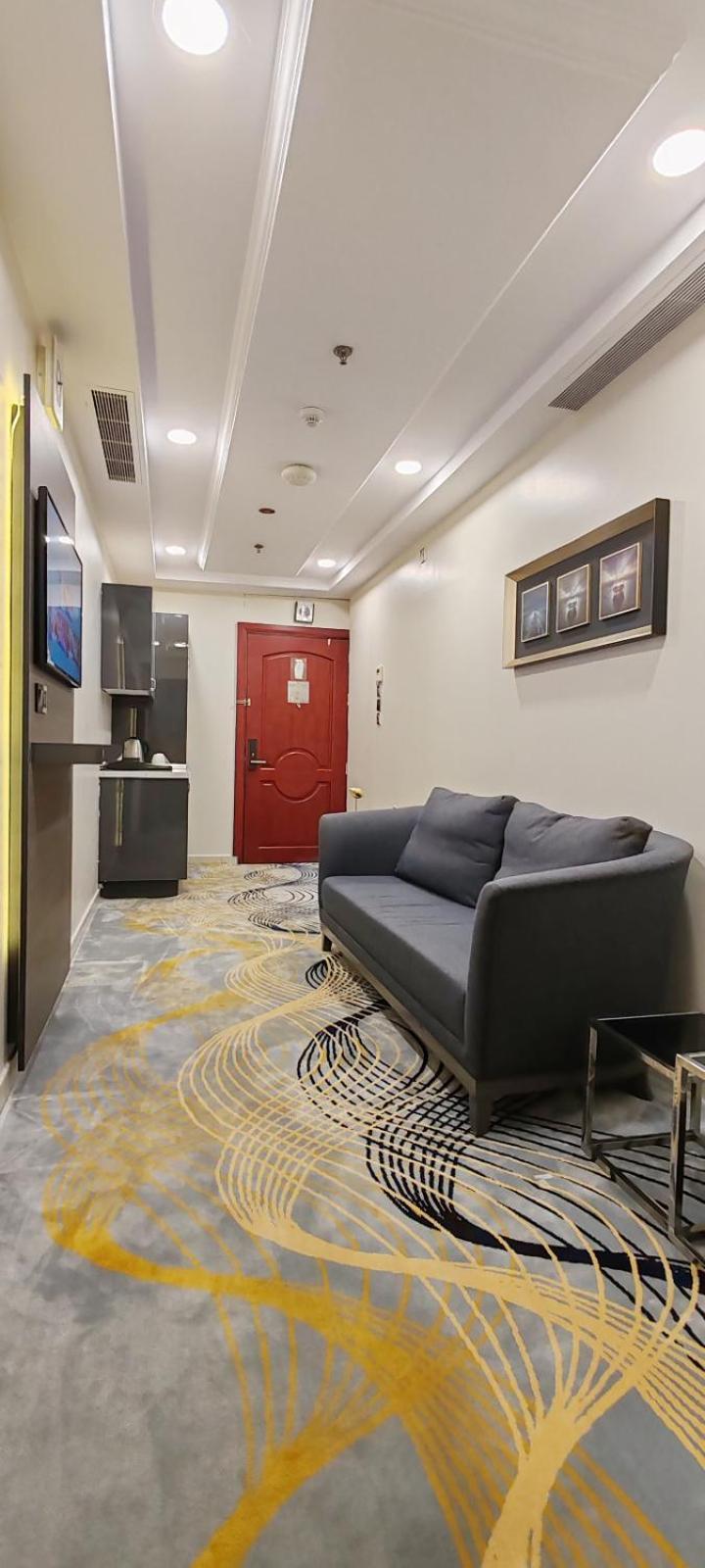 One-Bedroom Suite