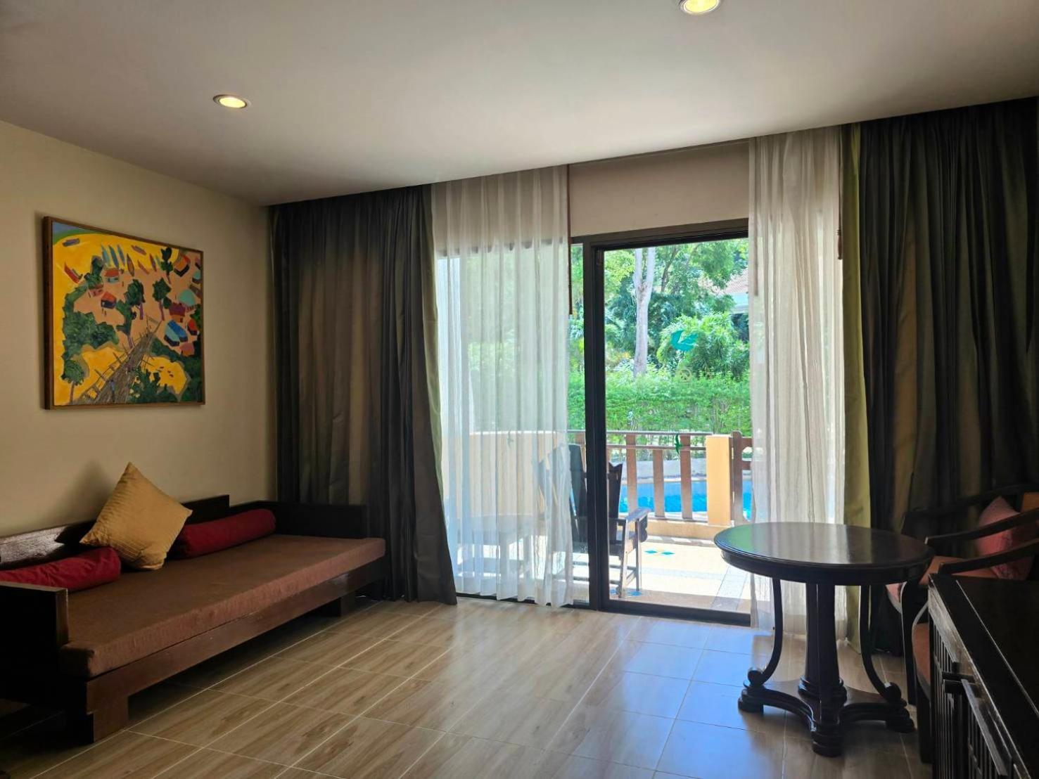 Twin Room with Pool View