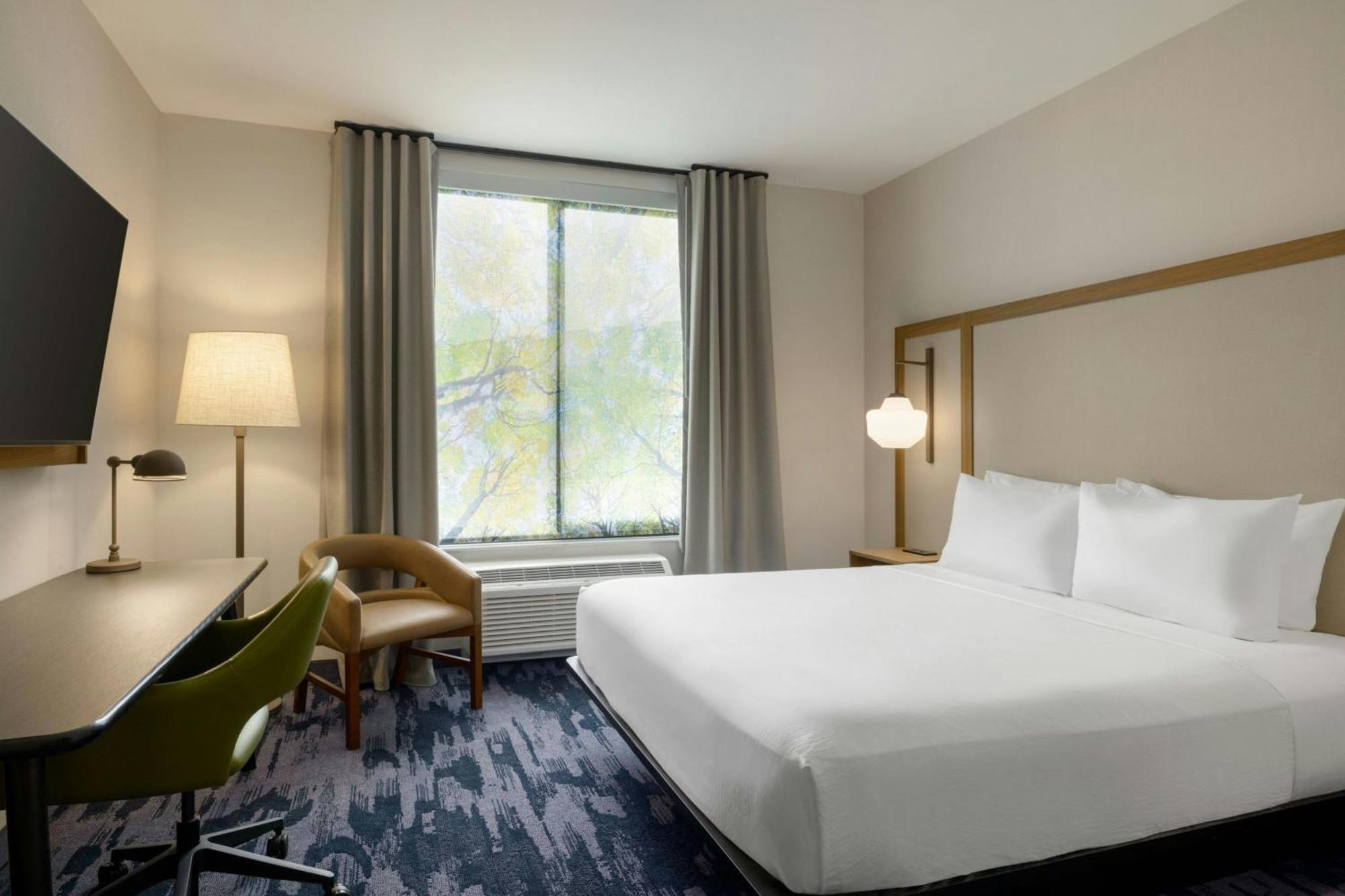 Standard King Room