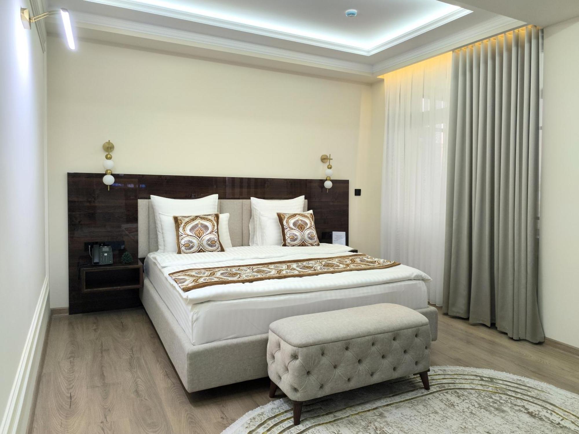 One-Bedroom Suite