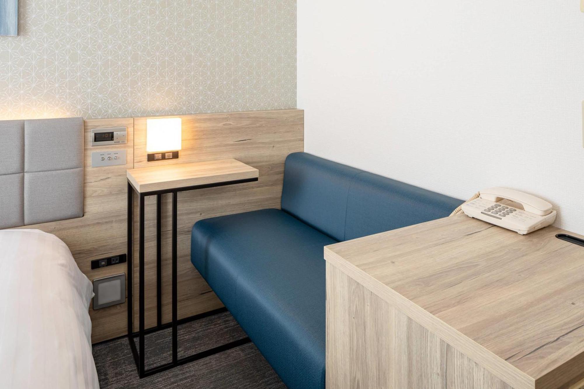 Compact Room with Two Single Beds