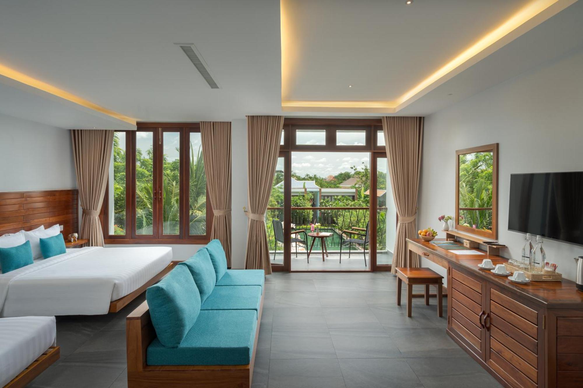 Luxury Triple Room