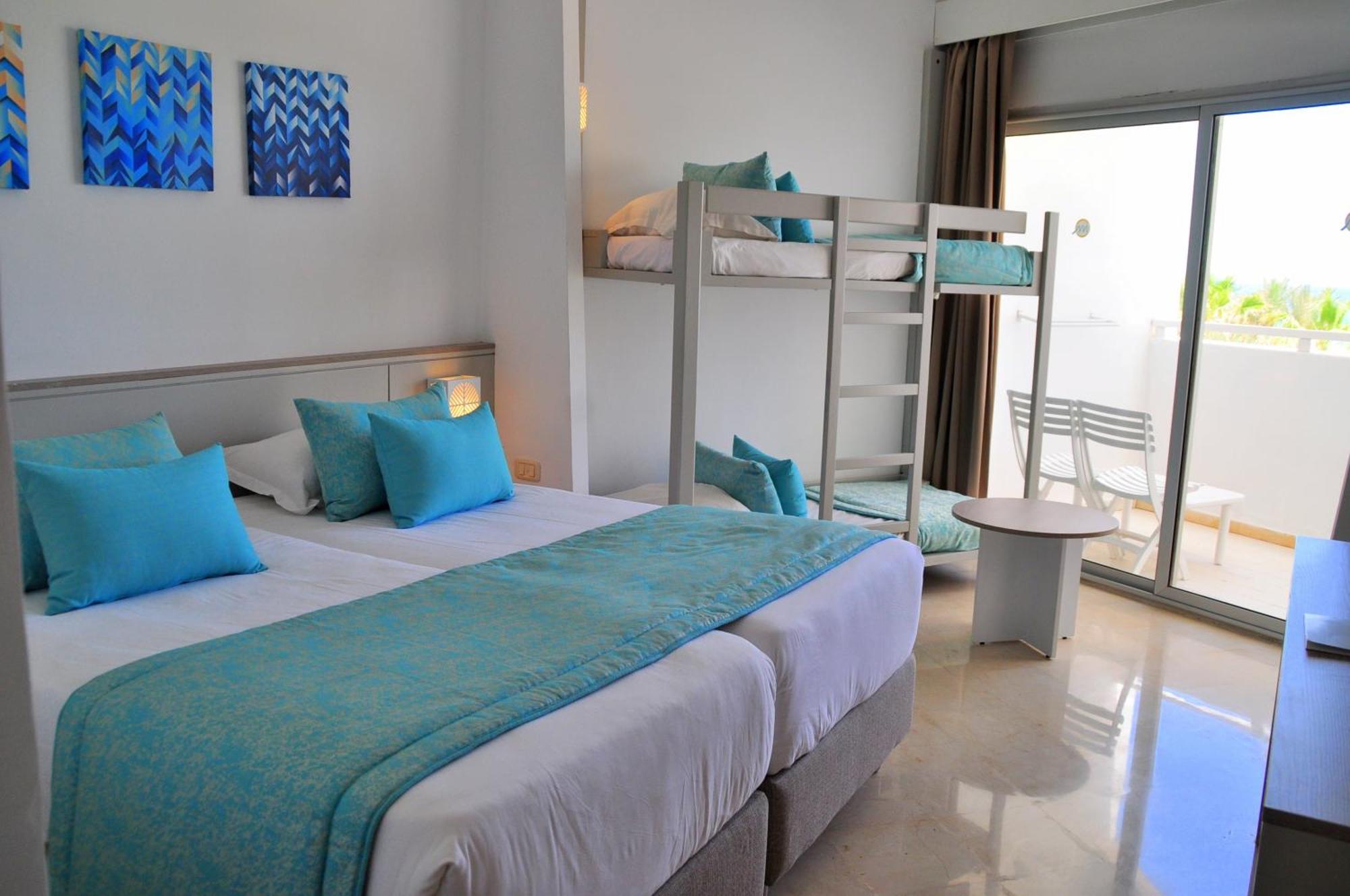 Quadruple Room with Garden View