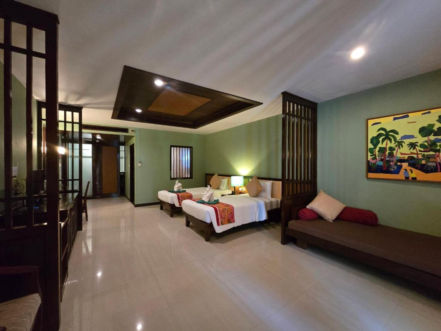 Deluxe Twin Room
