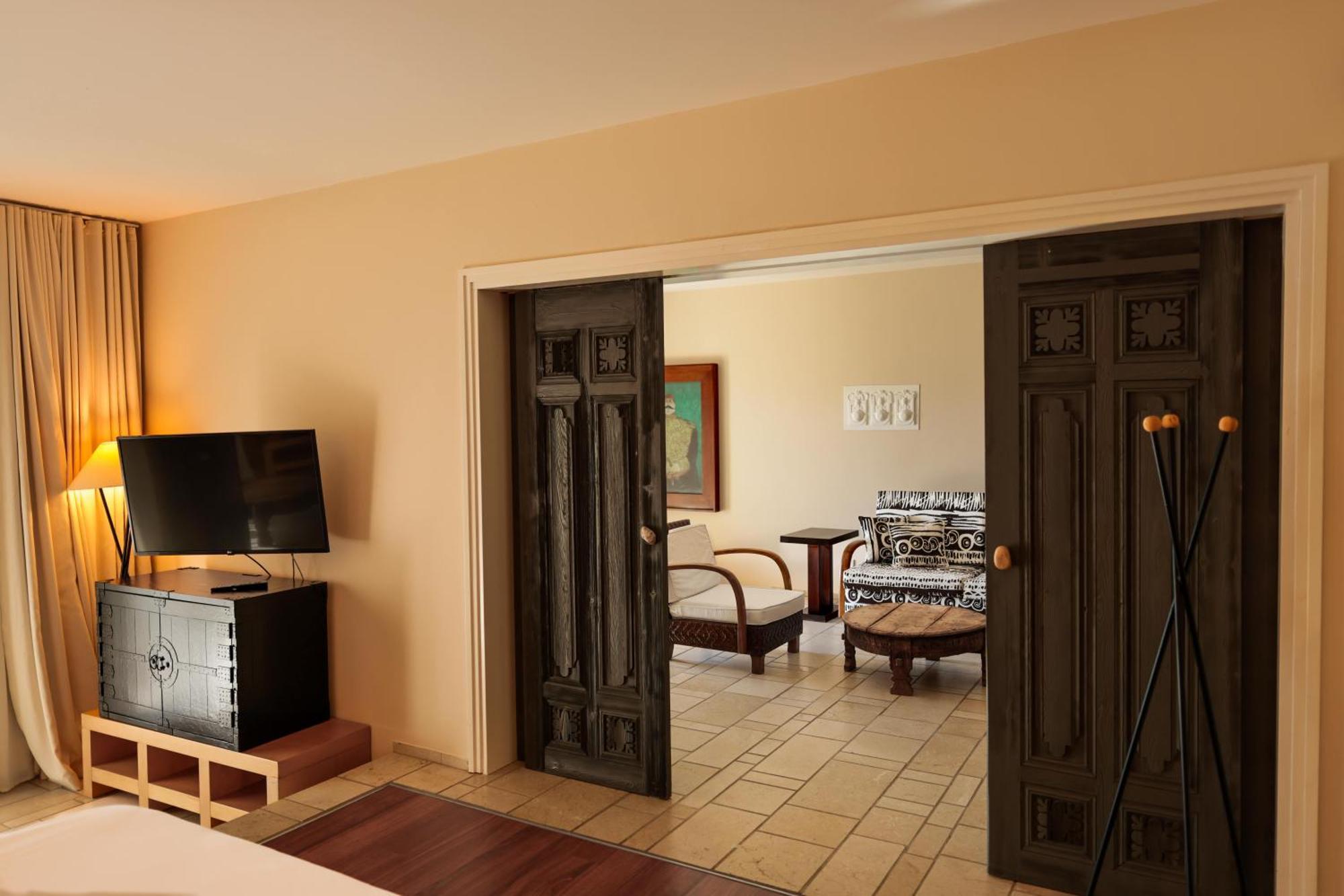 Sun Set Suite