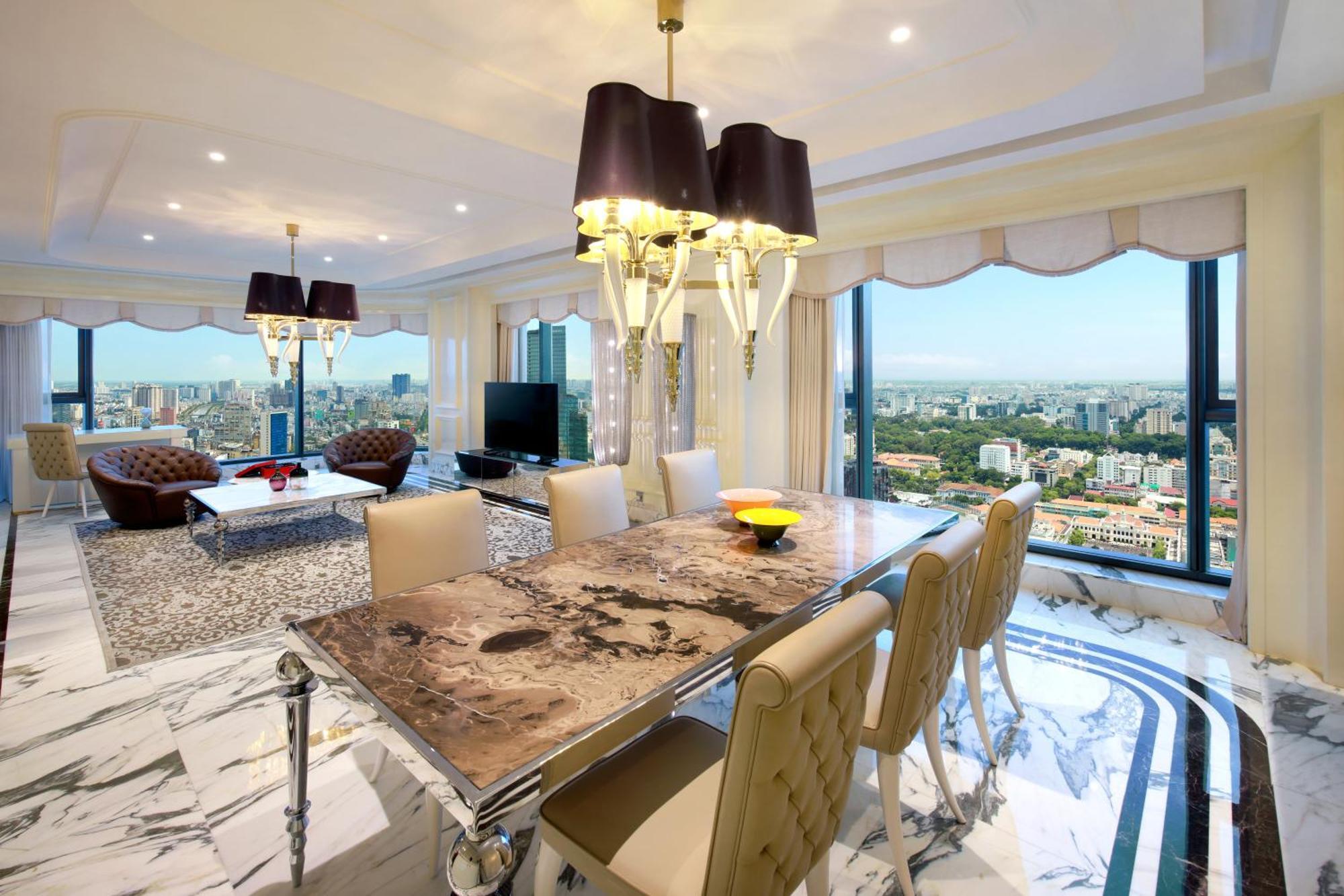 Designer Suite with Two-way Airport Transfer and Executive Lounge Access