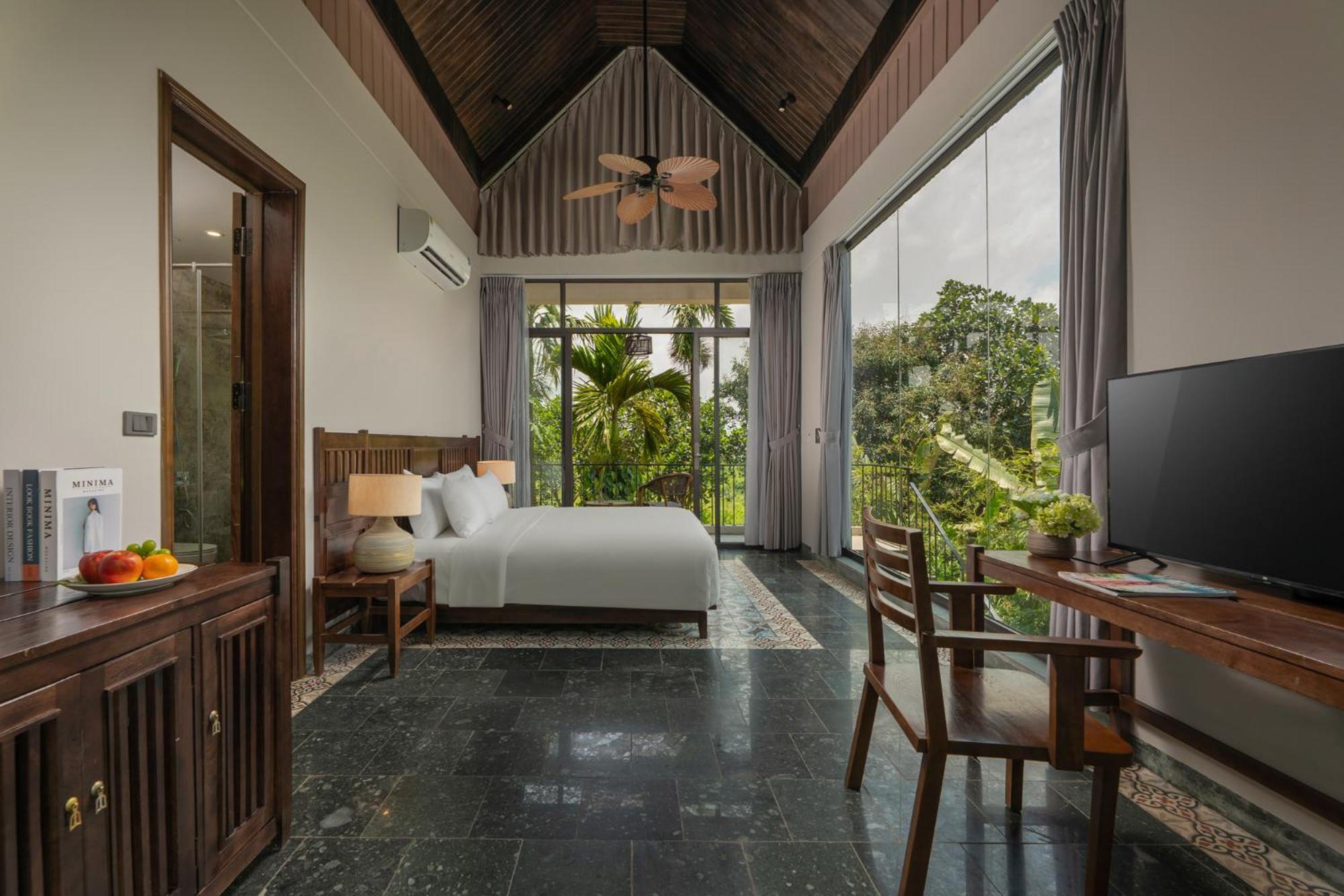 Deluxe Double Room with Bath