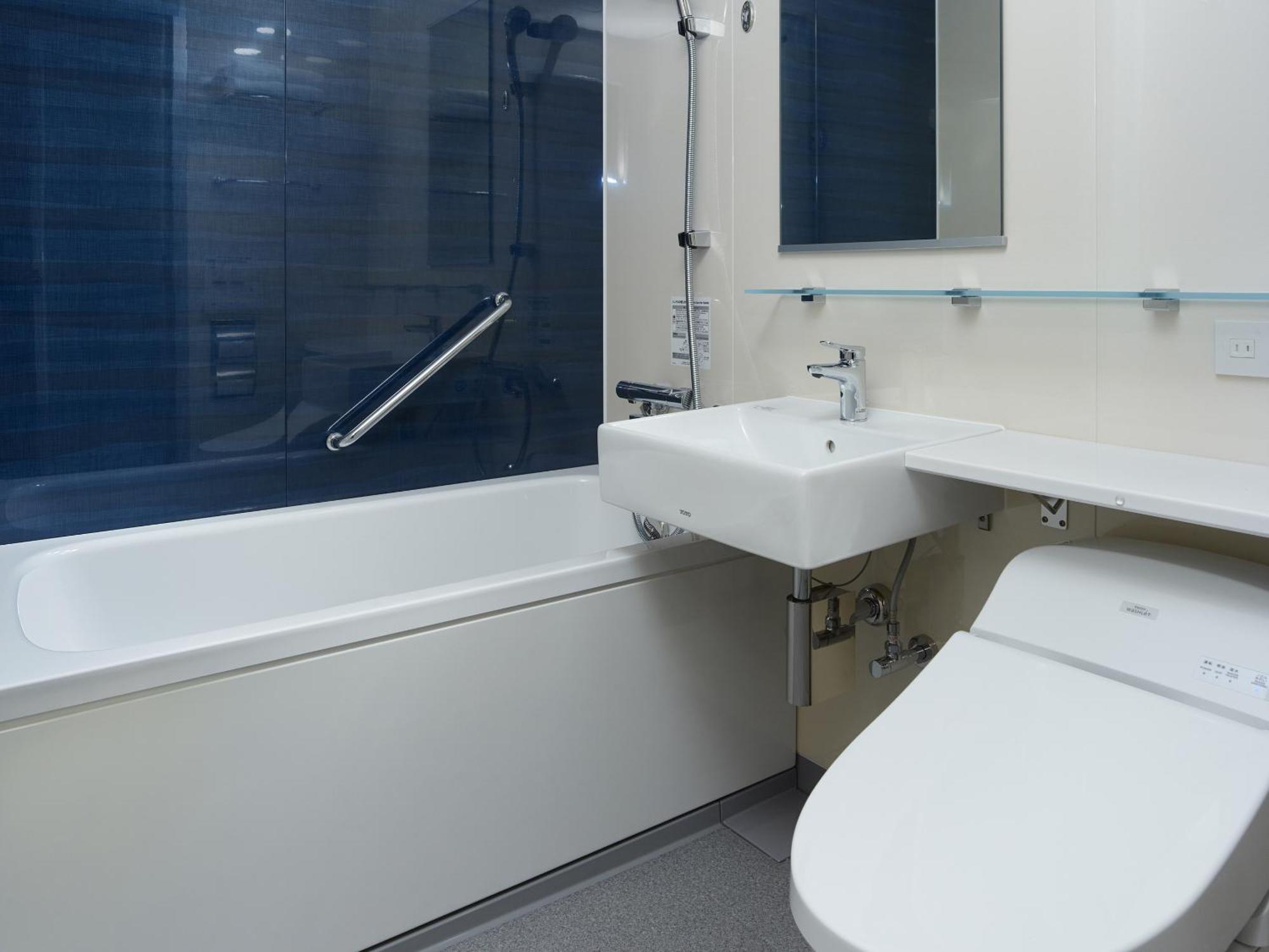 Adjoining Moderate Twin Room (Non-Connecting Rooms)