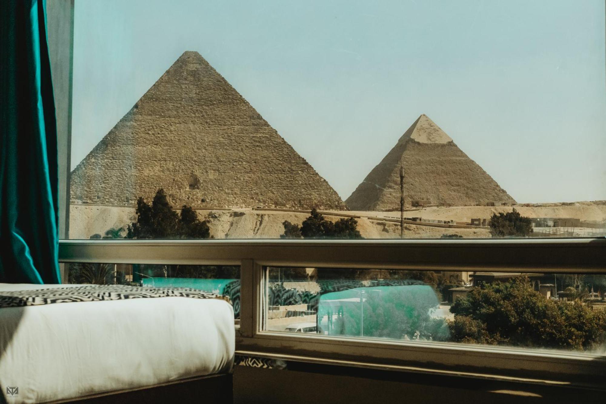 King Room with Mountain View
