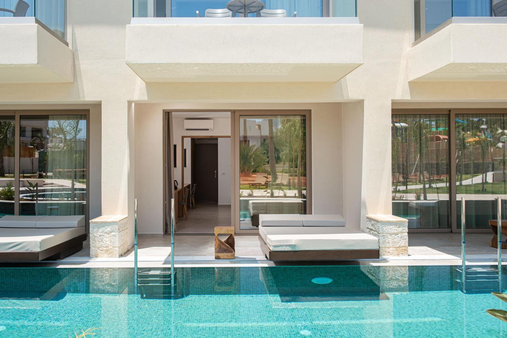 Premium Family suite swim up(5years old and above)