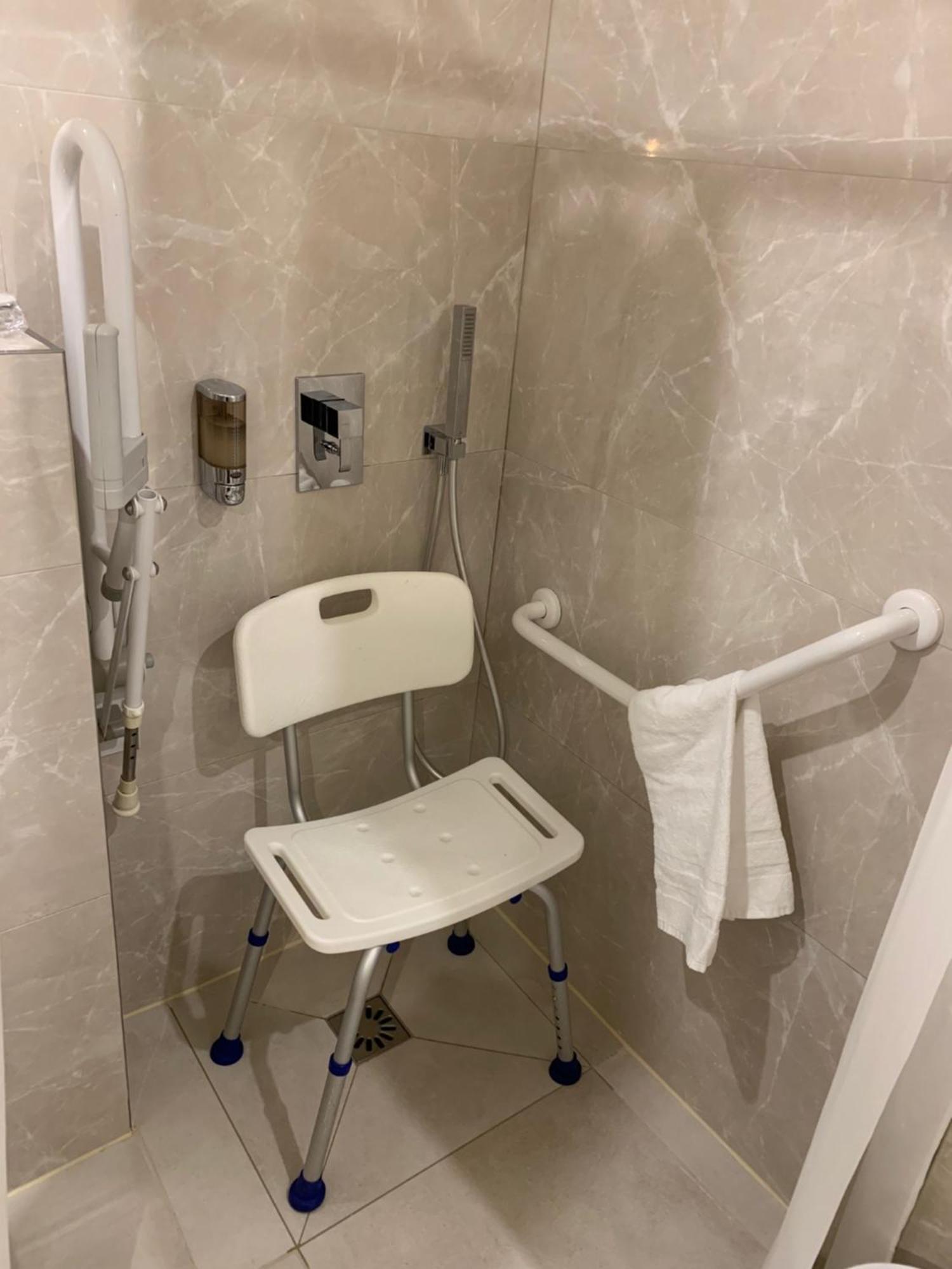 King Room - Disability Access