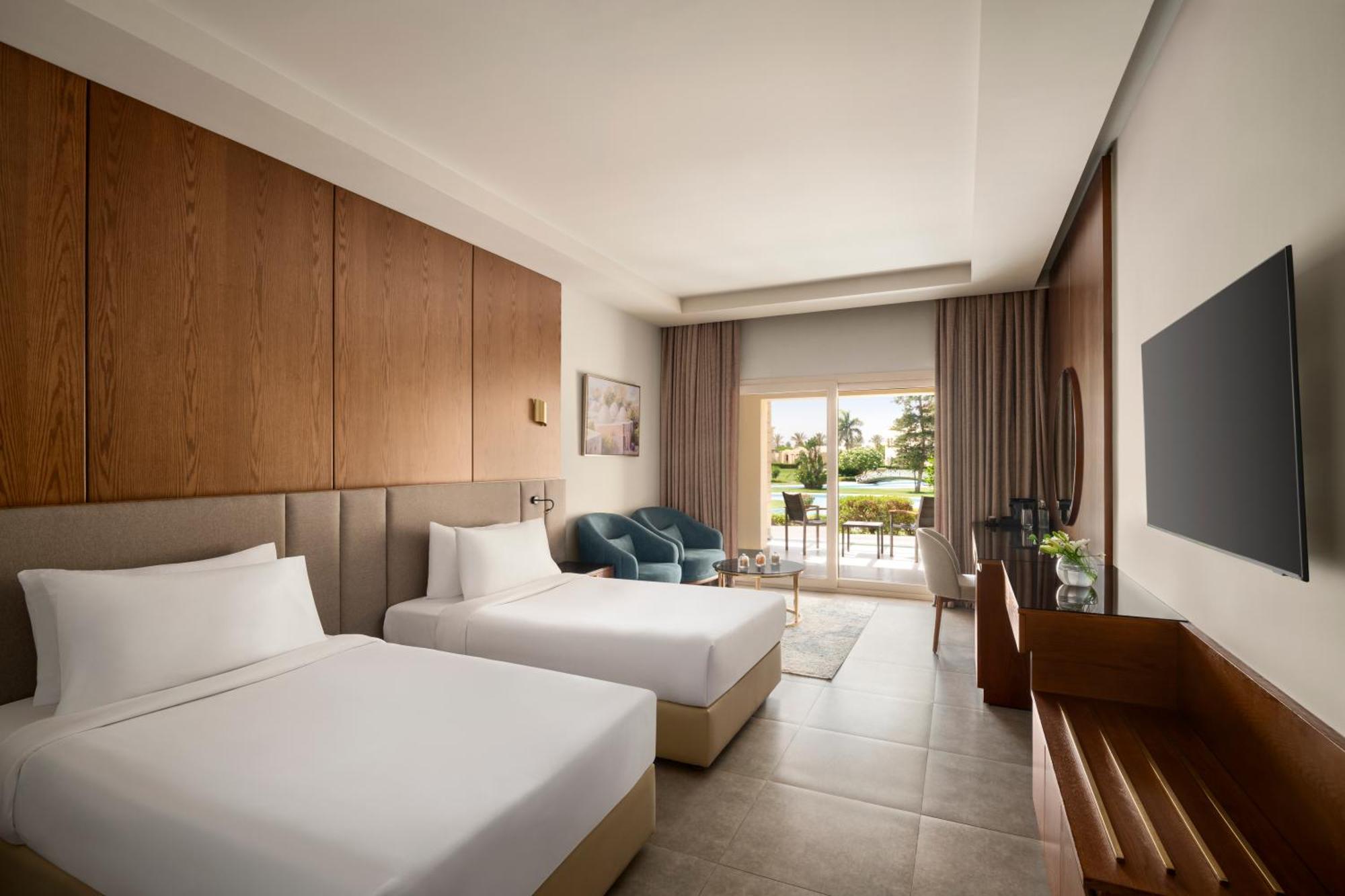 Premier Twin Room with Pool View