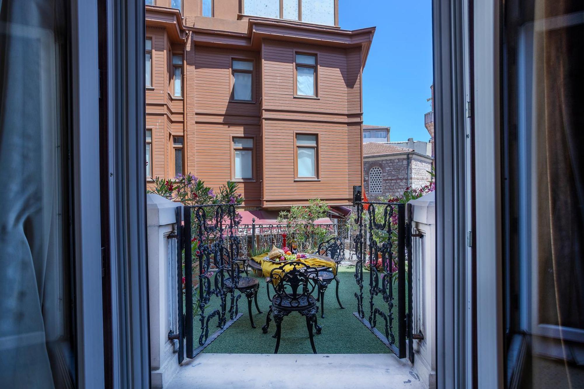 Double Room with Garden View
