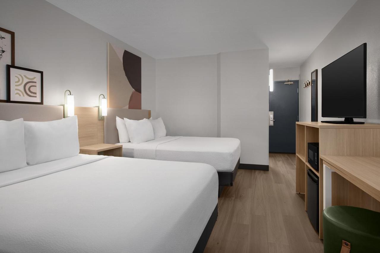 Queen Room with Two Queen Beds