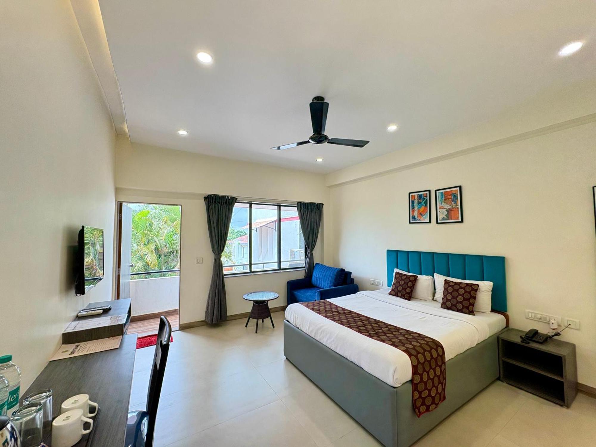 Classic Room with Balcony