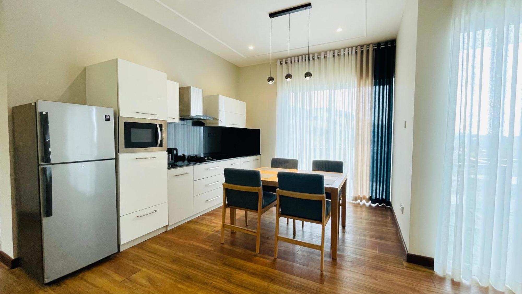 Superior King Suite