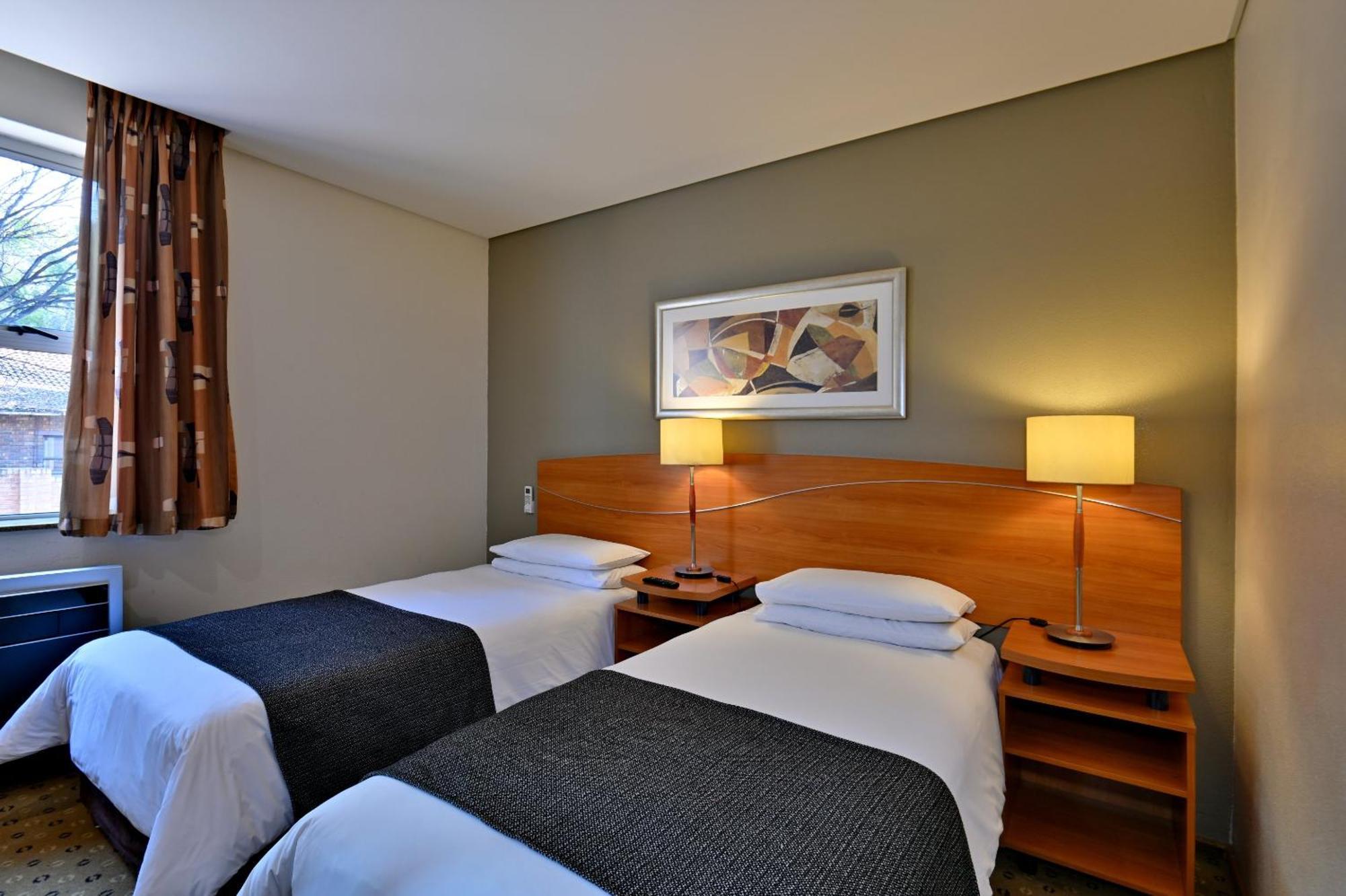Twin Room - Non-Smoking