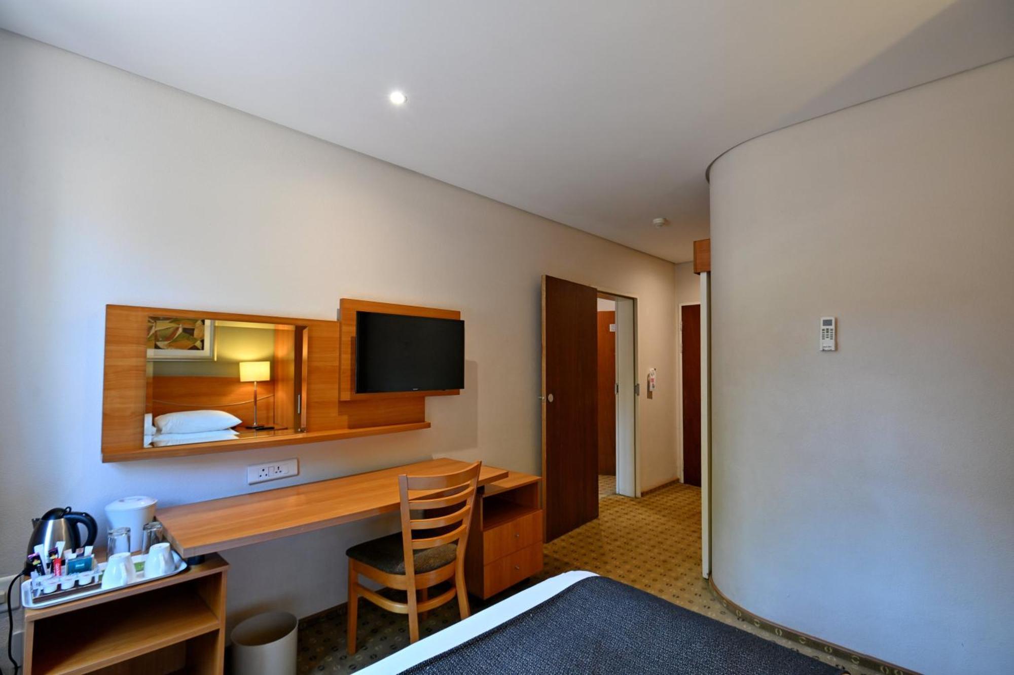 Double Room - Non-Smoking