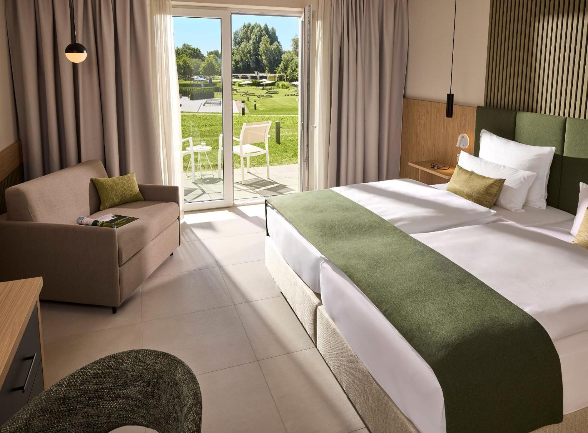 Deluxe Single Room