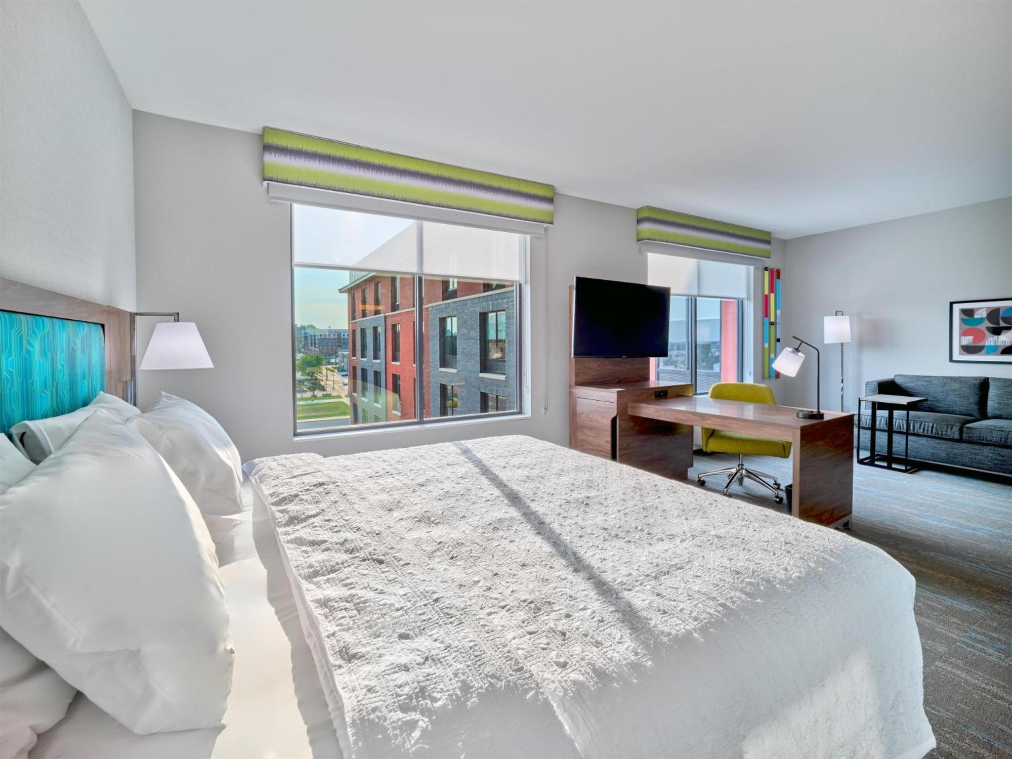 King Studio Suite
